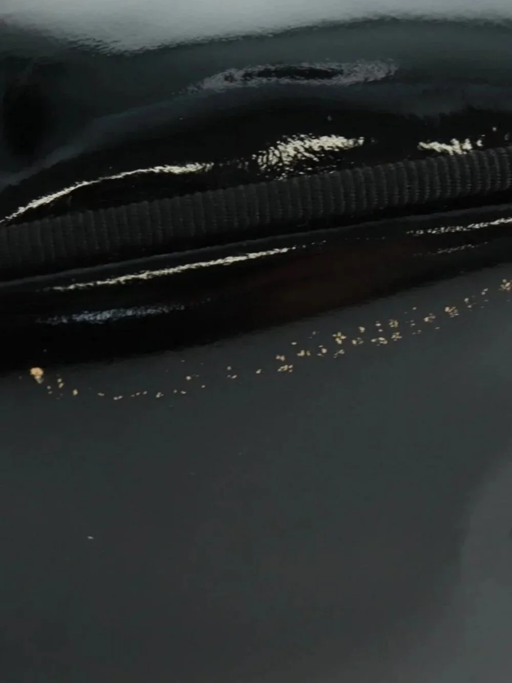 Salvatore Ferragamo Shoulder Bag Patent leather Black Gold Auth ka1226